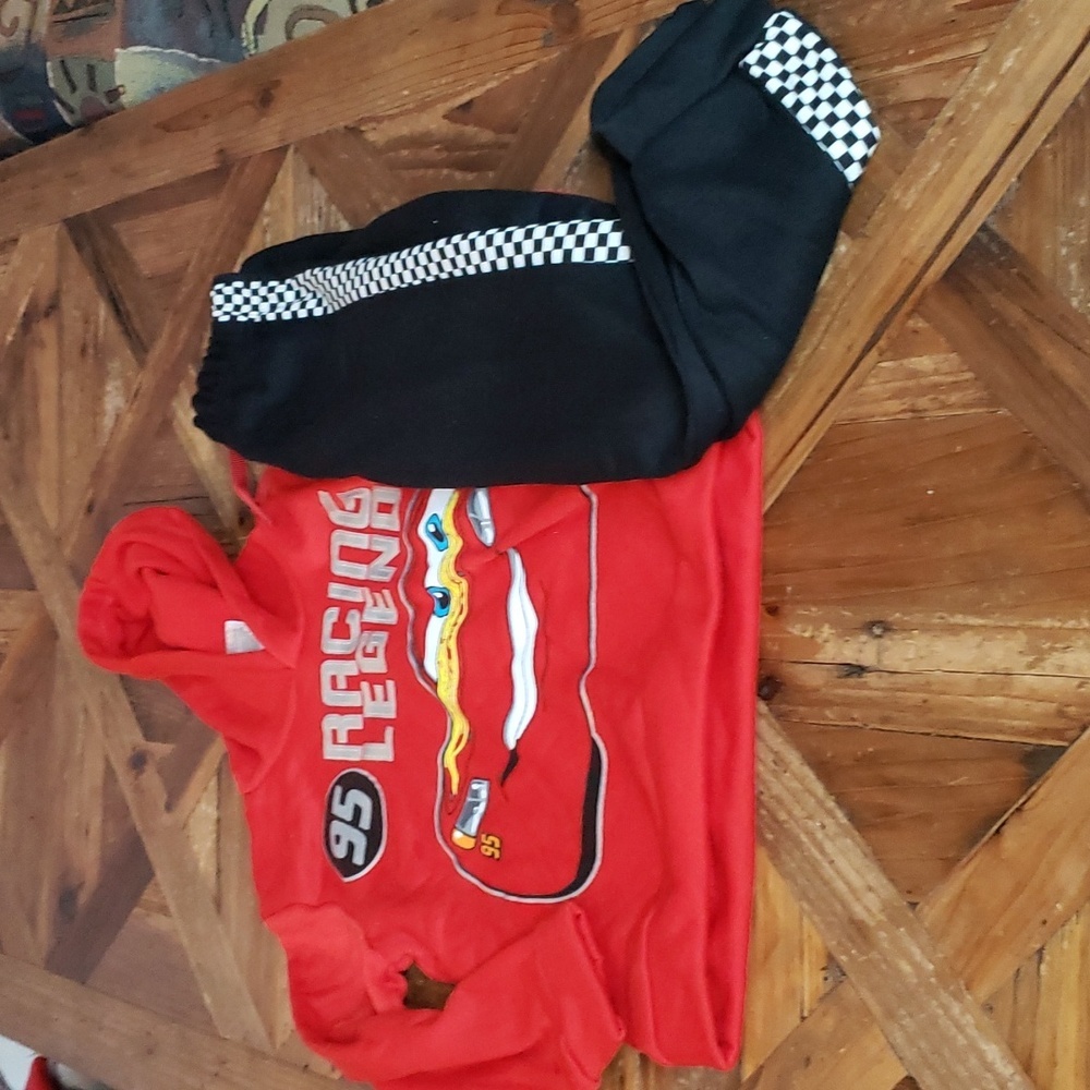 Disney Pixar Cars 2 Pc Outfit